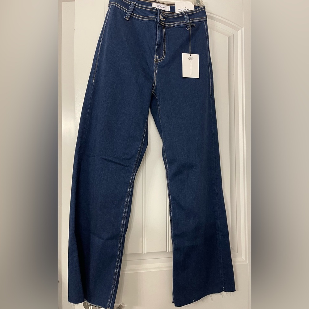 Zenana super stretchy Women's Blue Jeans size M